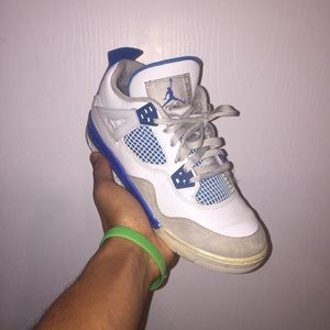 Air Jordan 4 “Military Blue”